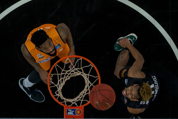 潮的持续升 潮的持续升